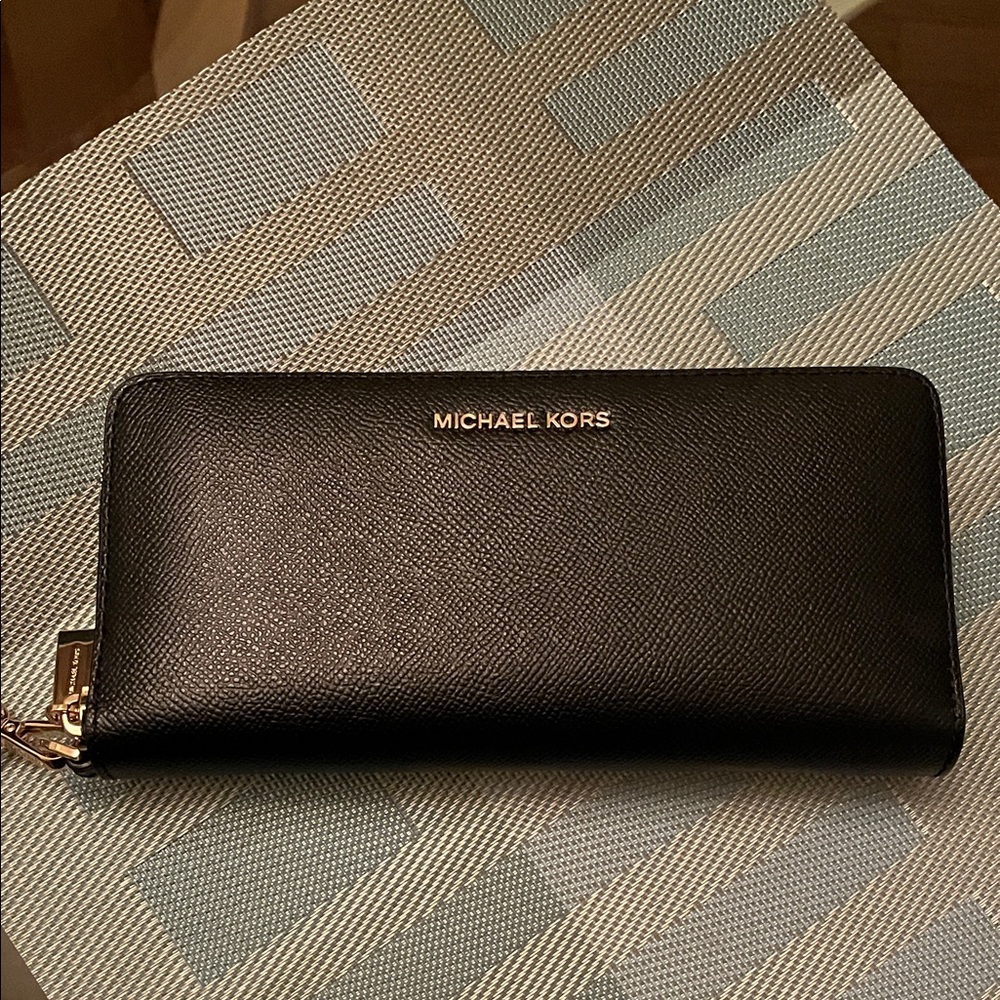 Michael Kors Jet Black Zip-Around Wallet new